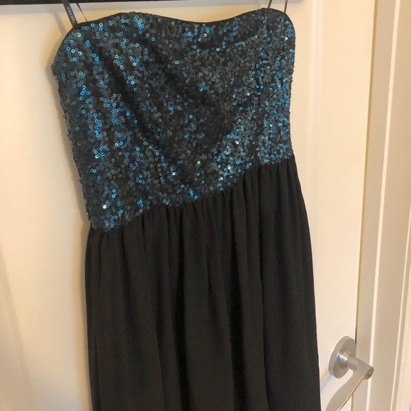 Sequined strapless high low - Picture 4 of 8